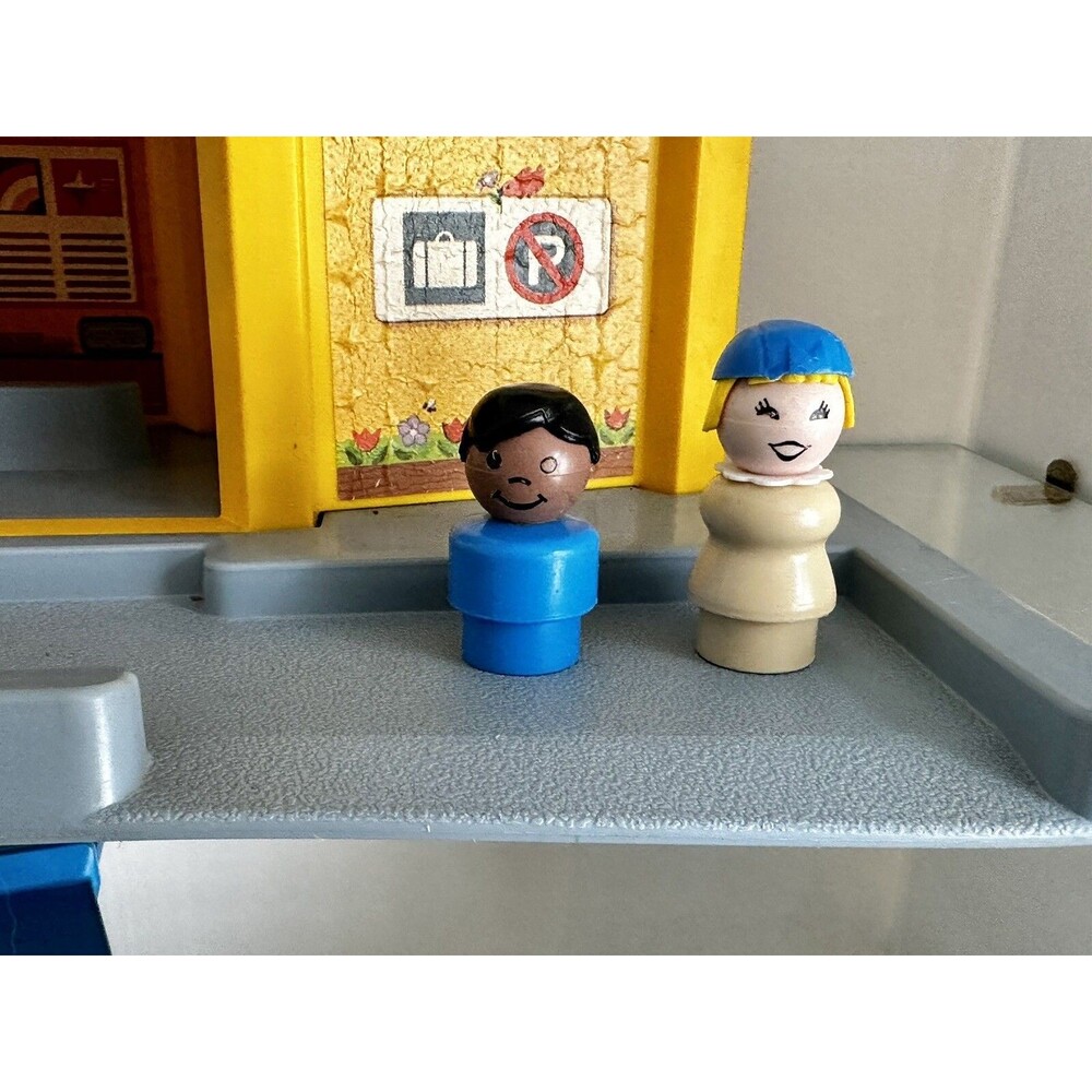 Fisher Price Little People Family Jetport Airport airplane Set 933 Vintage 1980 - Picture 6 of 9